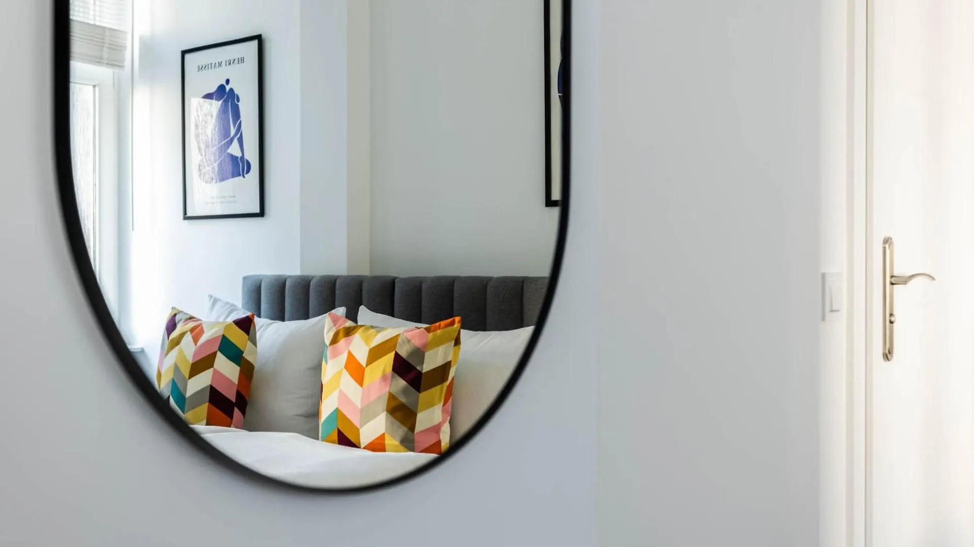 Lägenhet Nowoczesne I Stylowe Studia Very Berry W Poznaniu By Noclegi Renters