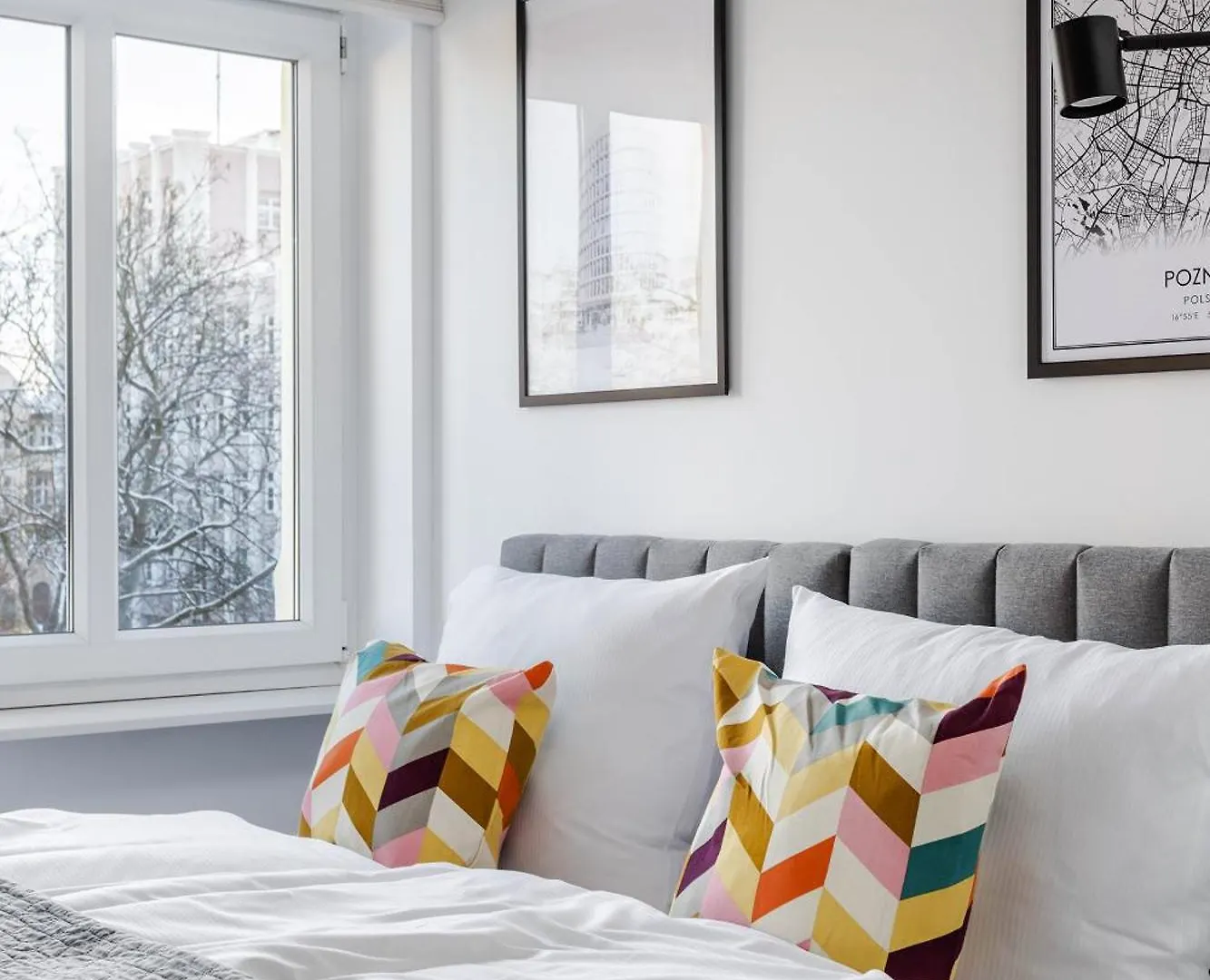 Nowoczesne I Stylowe Studia Very Berry W Poznaniu By Noclegi Renters Poznań